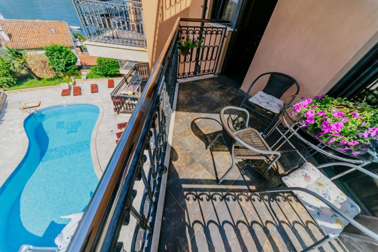 Apartments Coral Kotor Exterior foto